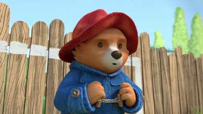 [suspenseful music] - The Adventures of Paddington