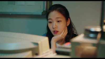 [suspenseful music] - Tune in for Love