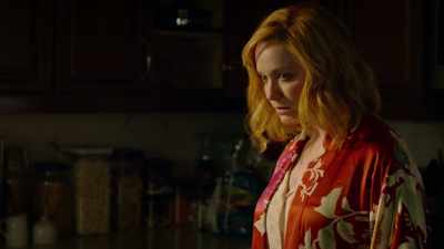 [suspenseful music] - Good Girls