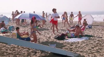 [SUSPENSEFUL MUSIC] - Baywatch