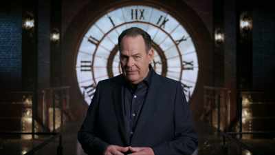 (suspenseful music)
(thunder rumbling) - The UnBelievable with Dan Aykroyd