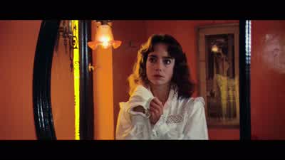 Susy, siamo vicine di stanza. - Suspiria