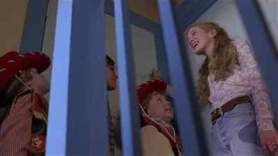 Suzi what are you doing in there - The Baby Sitters Club