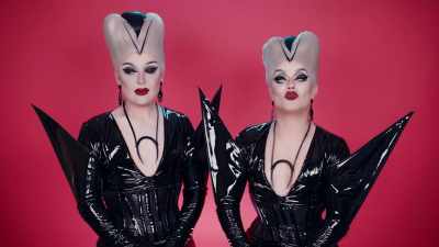 - [Swanthula] For
tonight's challenge, - The Boulet Brothers' Dragula: Titans
