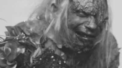 - [Swanthula] I would've
liked to see the prosthetics - The Boulet Brothers' Dragula: Titans