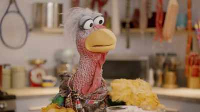 (SWEDISH CHEF HUMMING) - Muppets Now