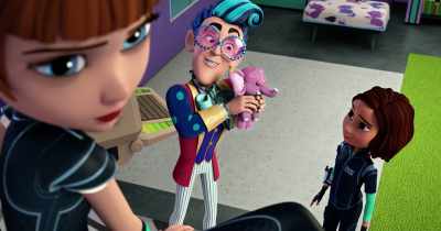 Sweet pea never goes anywhere
without Ellie. - Spy Kids: Mission Critical