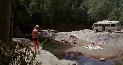 Sweetheart, is there anywhere
we can get another station? - The Earthling