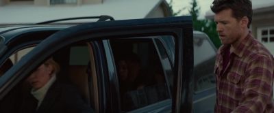 - Sweetie, can you take this?
- Yeah. - The Shack