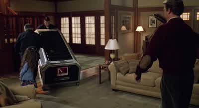 Sweetie, come away from it, please. - Bicentennial Man