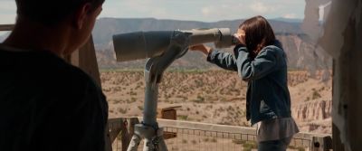 Swing it
to your right, Laura. - Logan