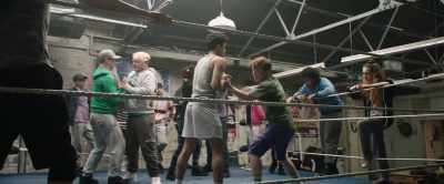 Swing under and take the head. - Fighting with My Family
