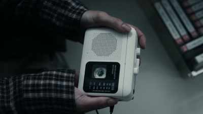 -[switch clicks]
-Sylvia: Do you wanna try
and revisit Annabelle? - Cruel Summer