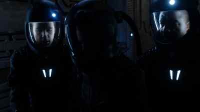 Switching off her mag boots. - Dark Matter