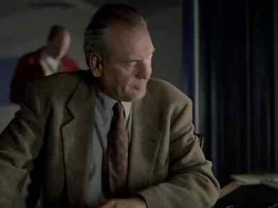 - Sydney.
- Broots, I need you to do something for me. - The Pretender