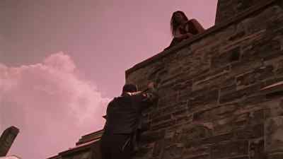 SYDNEY: Can I ask
you where you're going? - Relic Hunter