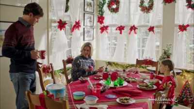 (Sydney)Ooh, nice. Delicious. - Christmas Connection