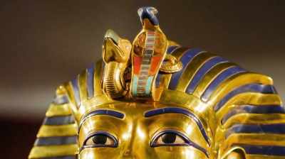 Symbolizing
the authority of kingship, - Lost Kingdom of the Black Pharaohs
