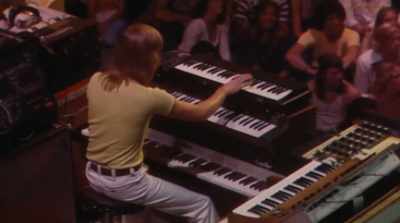 [synth solo] - The Bee Gees: How Can You Mend a Broken Heart