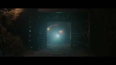 Tactical flashlight. - The Running Man