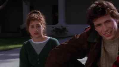 Tai, get a little closer. - Clueless