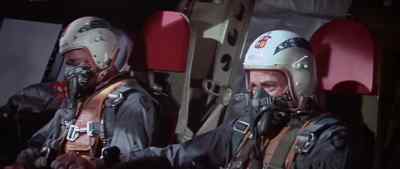 Tail from pilot. You still with us? - Bombers B-52