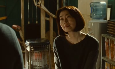 Takaya, help me clean up
out the front. - Small, Slow But Steady