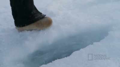 Take a little gander,
little gander down the hole. - Life Below Zero: First Alaskans