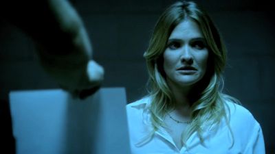 Take a look at this. - Hawaii Five-0