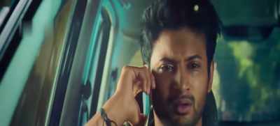 Take a right and the next left;
we will be at Kattai's place - Vikram Vedha