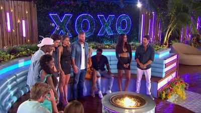 TAKE A SEAT. - Love Island