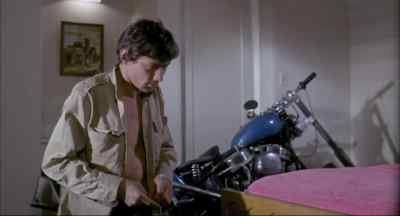 - Take care of Gypsy?
- Yeah! - Hells Angels on Wheels