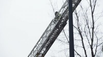 - Take care.
- Thank you so much. - Chicago Fire