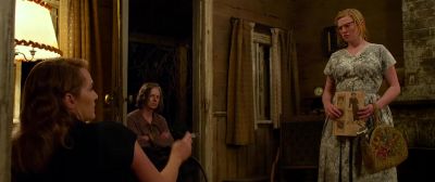 Take your clothes off - The Dressmaker