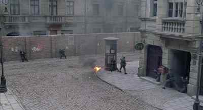 Take cover! Fire! - The Pianist