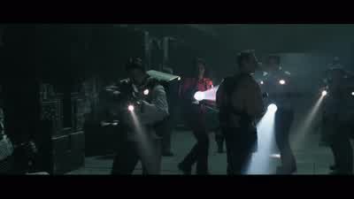 Take cover. - Alien vs  Predator