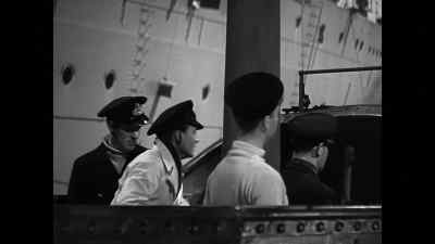 - Take this down.
- Aye aye, sir. - We Dive at Dawn