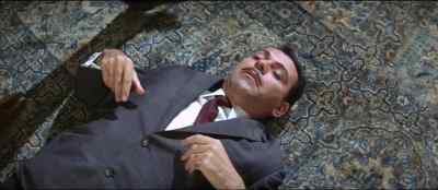 -Take his feet.
-There are two of you! - Inspector Clouseau