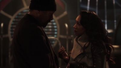 Take this for me, please. - The Flash