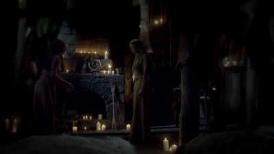 Take my hand. - The Originals