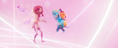 Take my hand. - Mia and Me: The Hero of Centopia