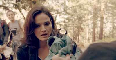 - Take it.
- Yeah, Jess, Jess, - 4/20 Massacre