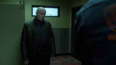 Take your jacket off. - Bates Motel