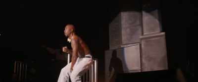 Take money!
Come on! Take money! - All Eyez on Me