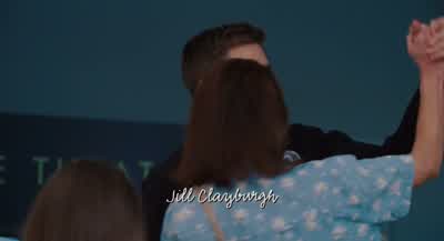 Take my card. - Love & Other Drugs
