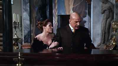 Take off the lid. - The Assassination Bureau