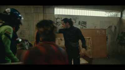 Take that to the lobby. - Athena