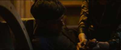 Take the knife and hold it. Okay? - The Courier