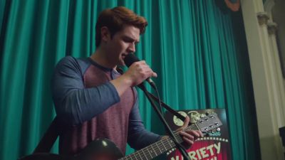 Take your time, Archie. Though
we do have people waiting. - Riverdale