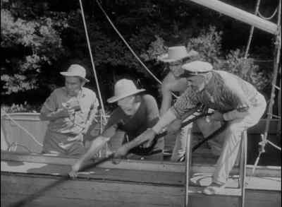 Take me up, George! Take me up! - Revenge of the Creature